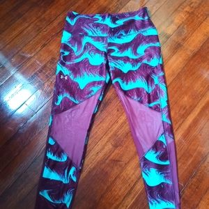 *EUC* Under Armour heatgear compression pants in VIBRANT teal and purple